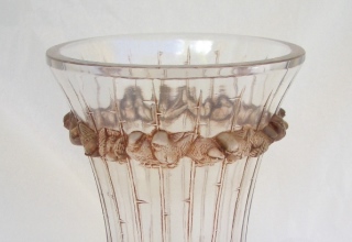 ラリック「花瓶　BOULOURIS」ガラス
